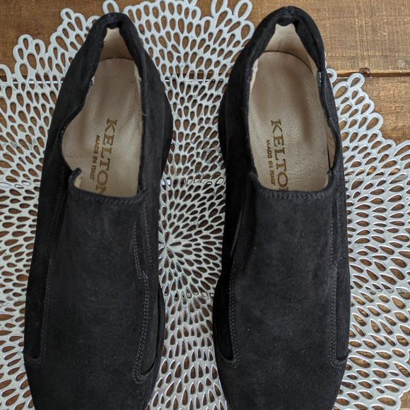 Black Faux Suede Round Toe Ankle Strap Cover Platform Wedge  Brand New, Black Suede Platform Wedge Casual Dress Shoes by Kelton, Size US 6